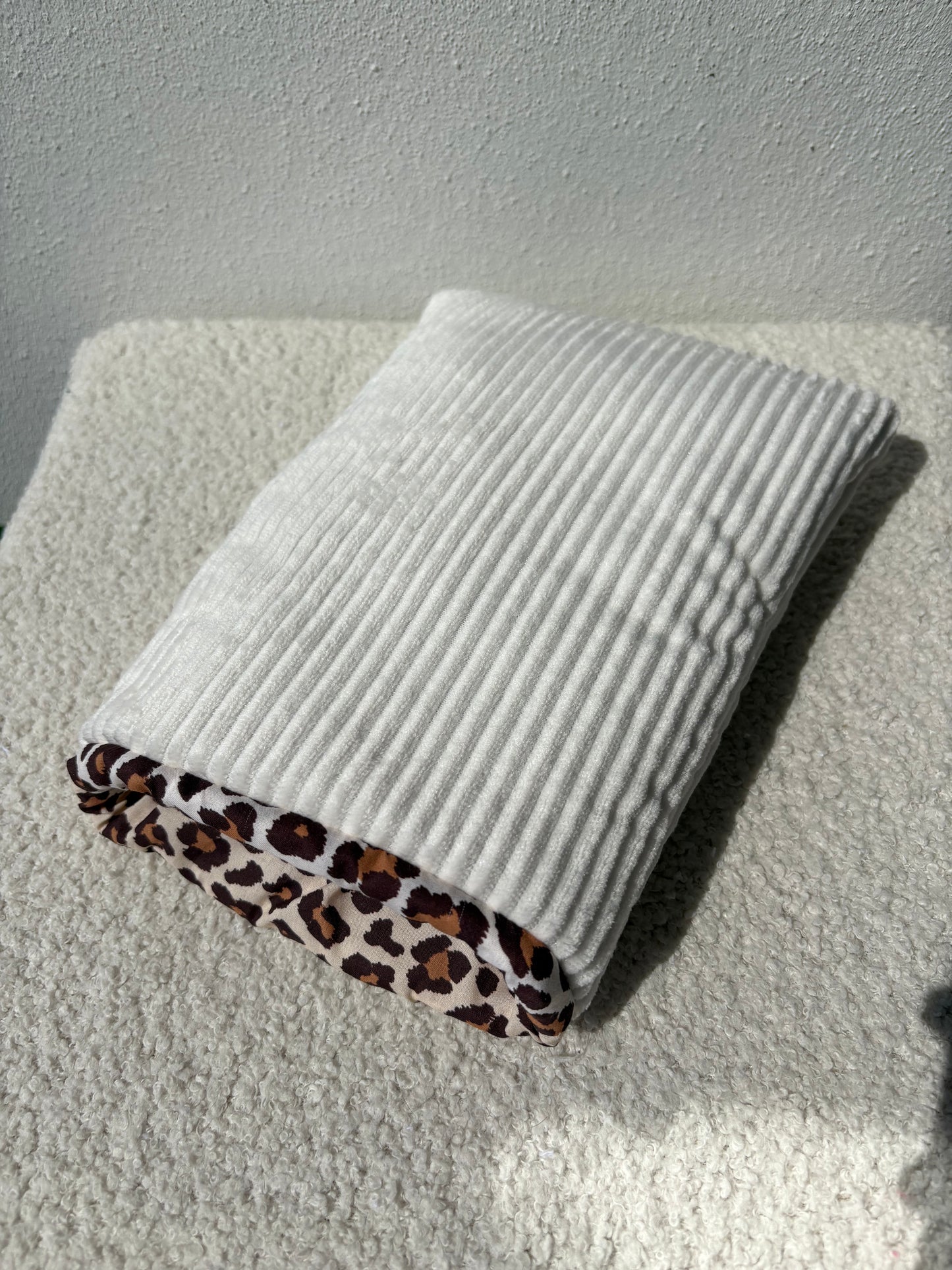 Housse livre léopard